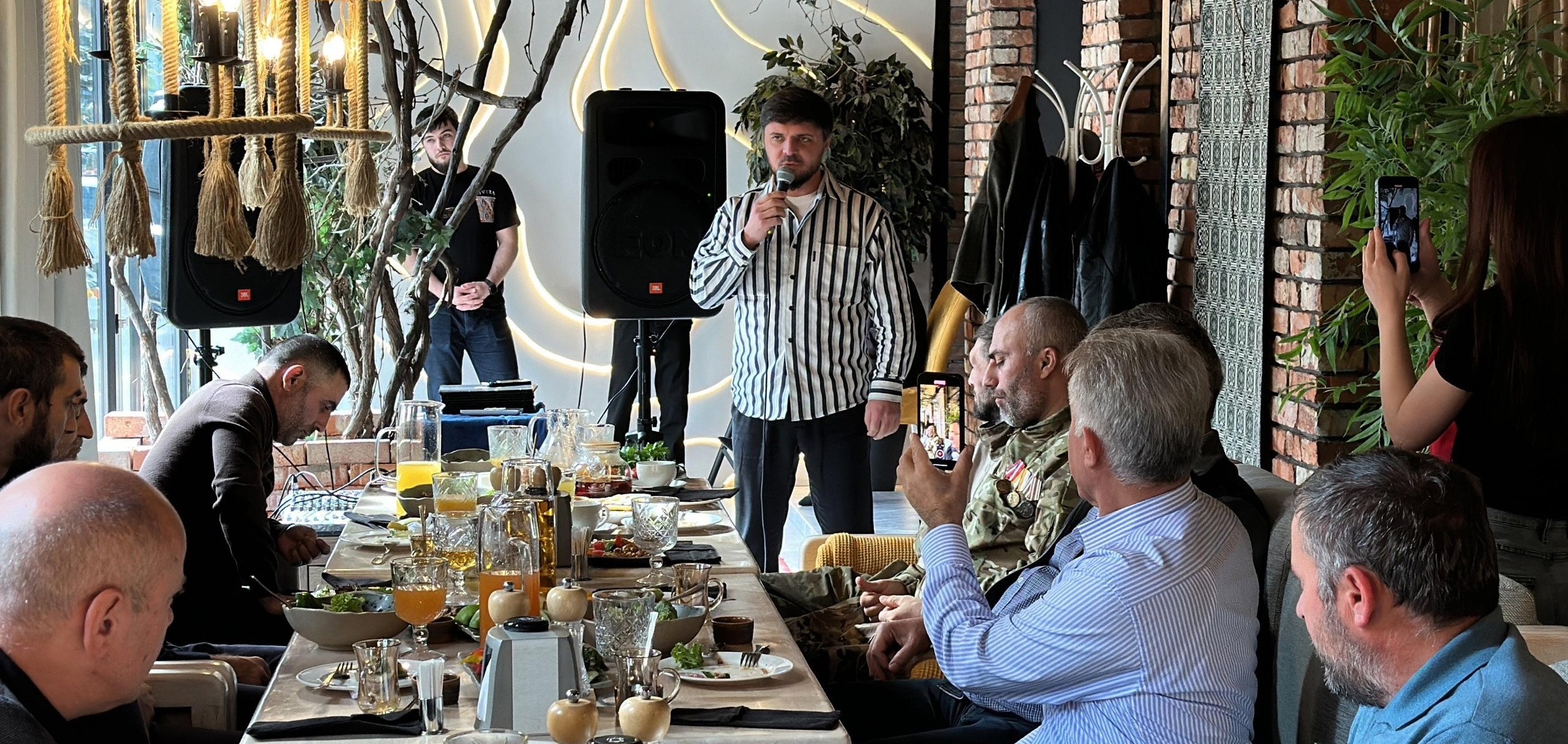 Столичный Центр социального обслуживания поздравил в День отца участников специальной военной операции